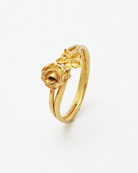 Petals ring in 24ct gold plate — angled view of the sculpted rose and petal details